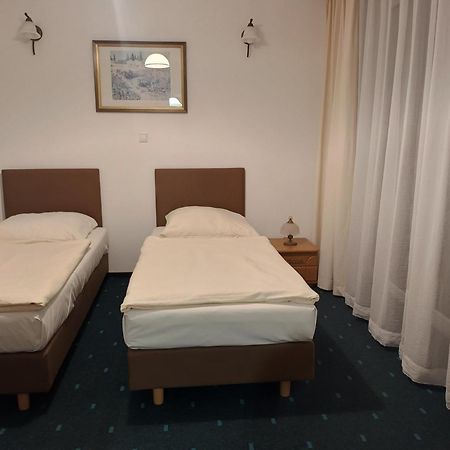 Olimpia Osrodek Przygotowan Sportowych Hotel Rybnik  Exterior photo